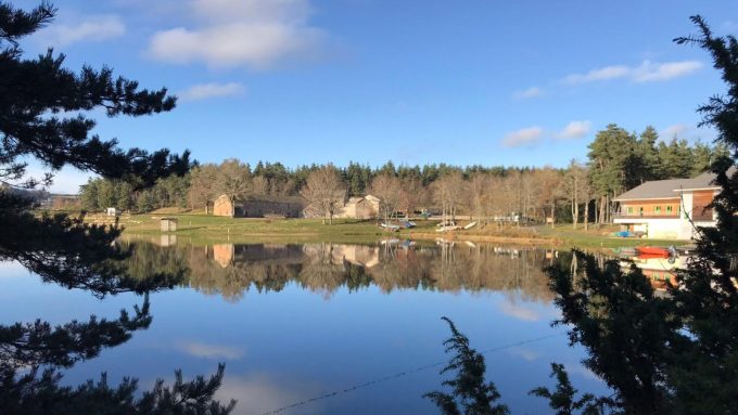Swimming at Devesset Lake_Devesset